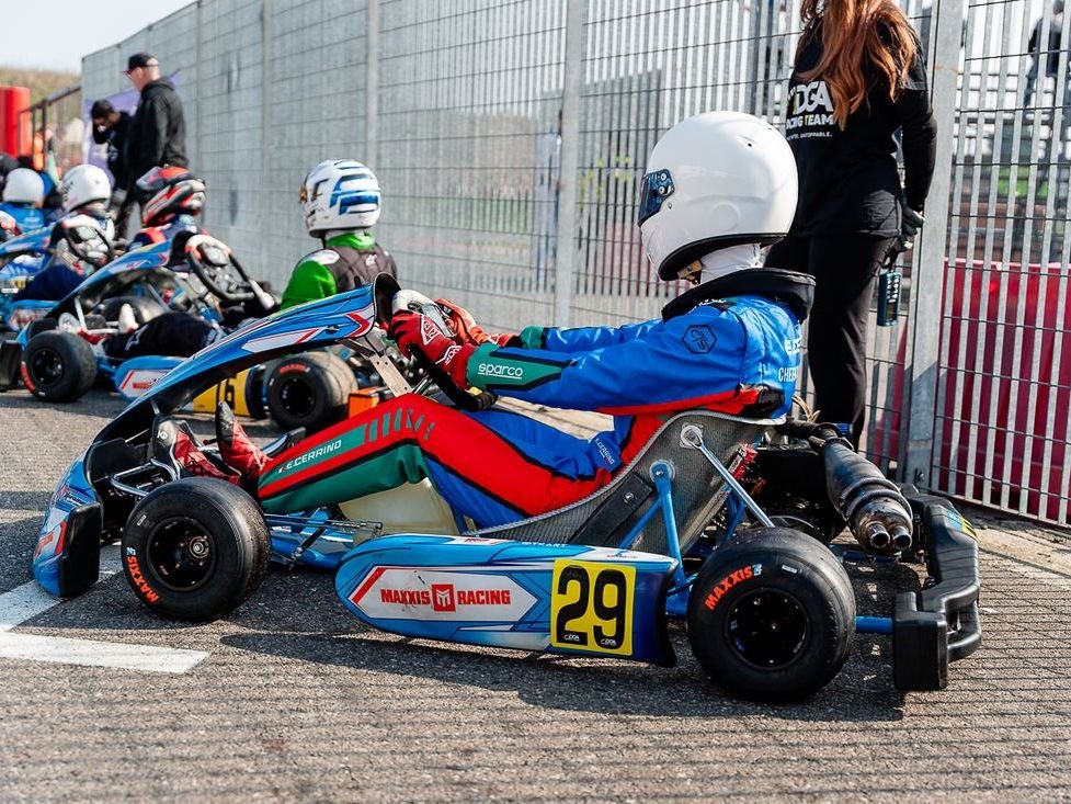 Il kart 29 di lato, con le pance laterali